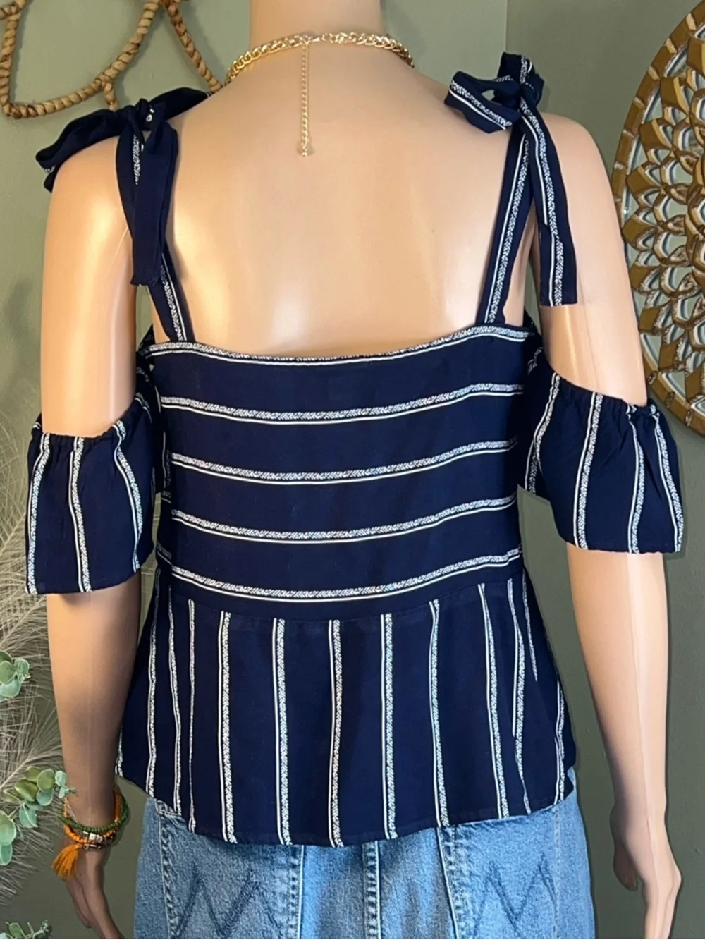 Anthropologie Splendid Off the Shoulder Top with Ties Navy/White Striped Small - Picture 4 of 15